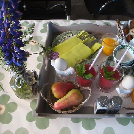Bed And Breakfast De Zwanebloem Elburg Ngoại thất bức ảnh